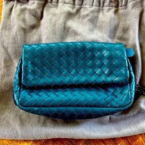 Bottega Veneta Expandable Chain Crossbody Bag Intrecciato Nappa Small Green